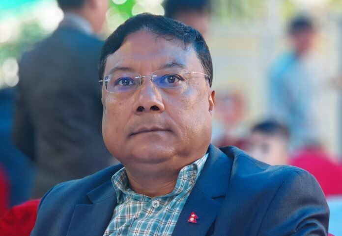 सम्पादक किशोर श्रेष्ठलाई थप चार दिन हिरासतमा राख्न अदालतको अनुमति