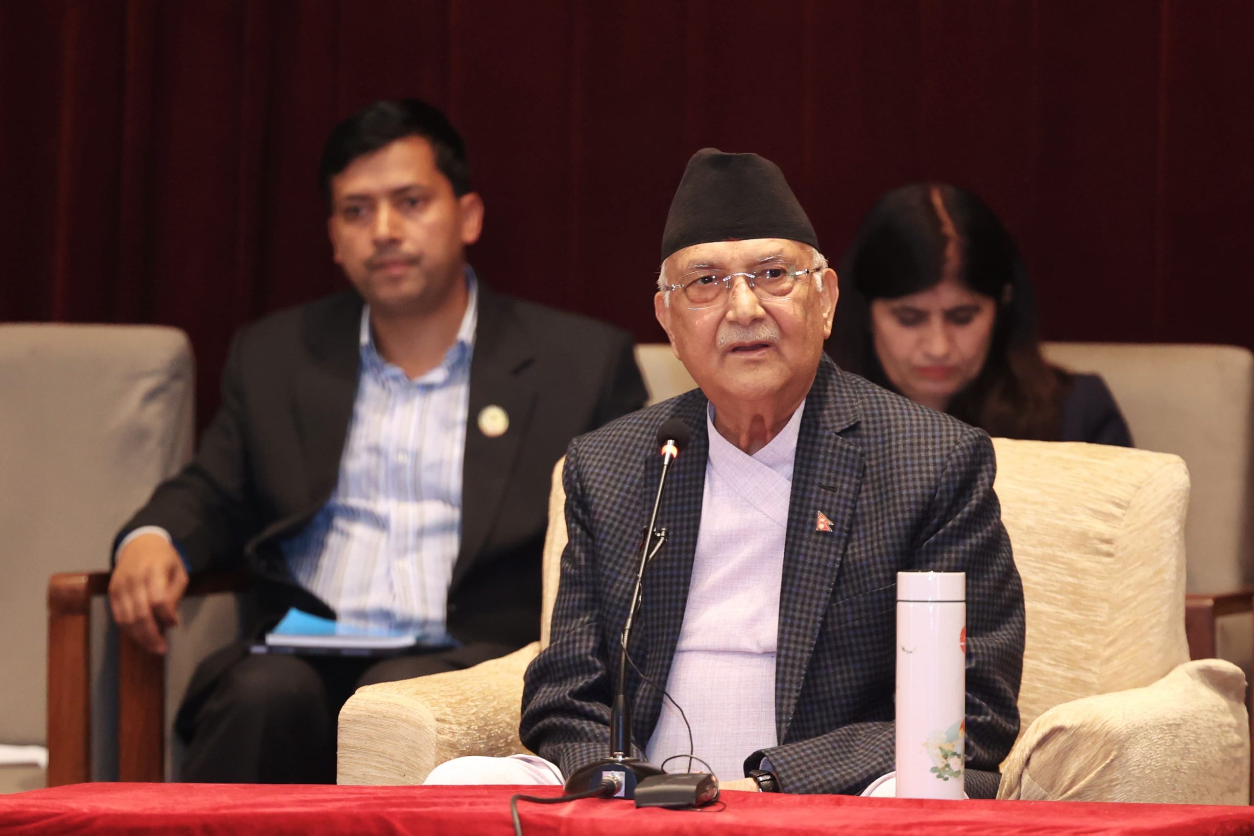 गृहमन्त्रीको राजीनामा मागेर सदन अवरोध गर्नु लोकतन्त्र विपरीत छ : प्रधानमन्त्री